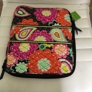 NWT Vera Bradley laptop sleeve